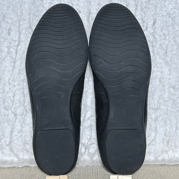Clarks Womens Black Nubuck Leather Neenah Garden SlipOn Ballet Flats SZ 8 WIDE - Picture 6 of 10